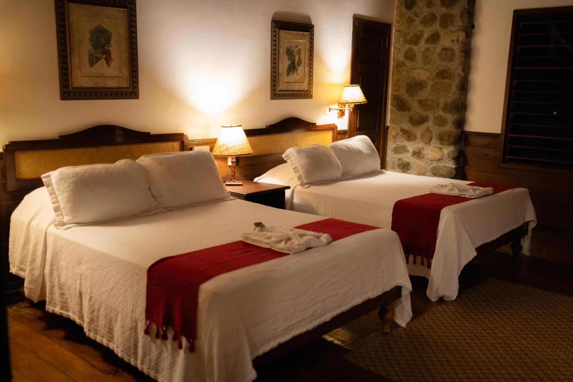 The Lodge & Spa At Pico Bonito Эль-Пино Экстерьер фото